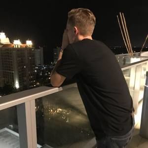 Meet your Posher, Sean